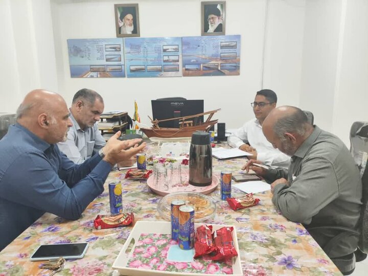 ۲ میلیون بچه ماهی در راه قفس‌های دریایی تنگستان، یک گام بزرگ برای شیلات بوشهر