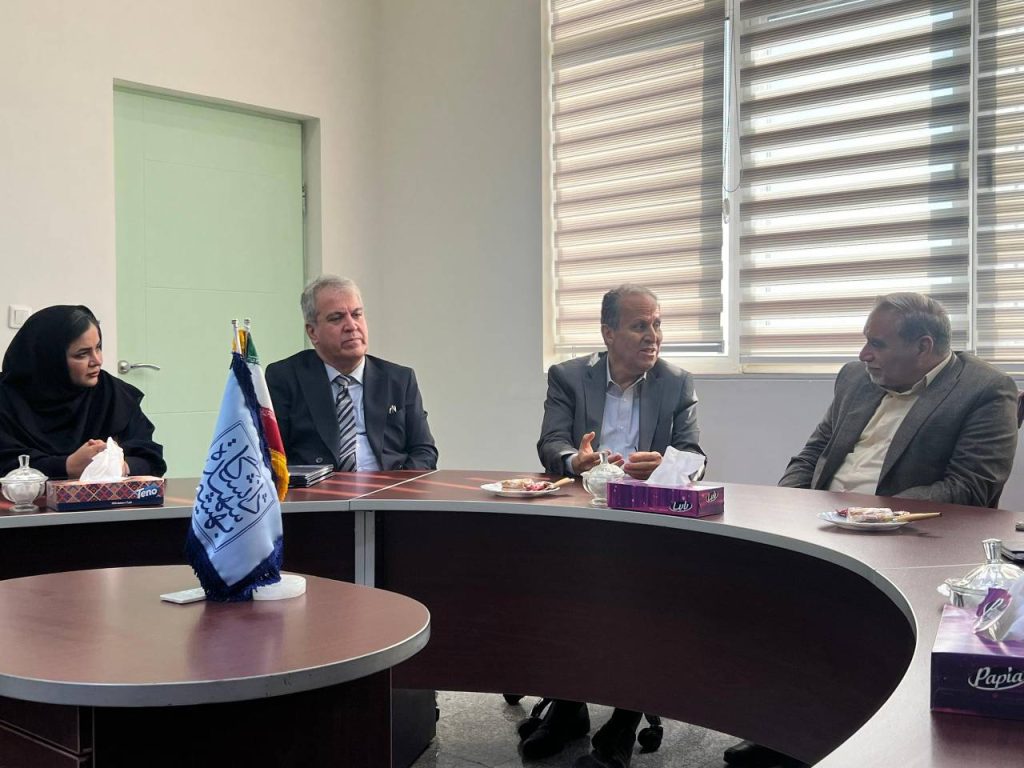 امضاء تفاهمنامه همکاری علمی-آموزشی آکادمی دریایی سیراف و دانشکده علوم تربیتی و روانشناسی دانشگاه شهید بهشتی1