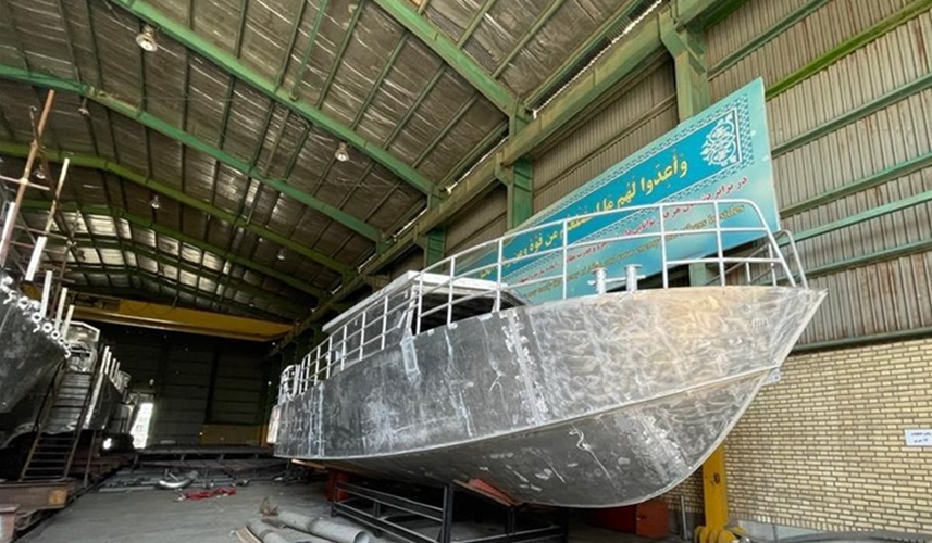 بهمن ماه امسال؛ به آب اندازی نخستین شناور تحقیقاتی محیط زیست خلیج فارس