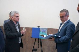 کتاب «بوشهر در آئینه‌ی بندر و دریا» رونمایی شد