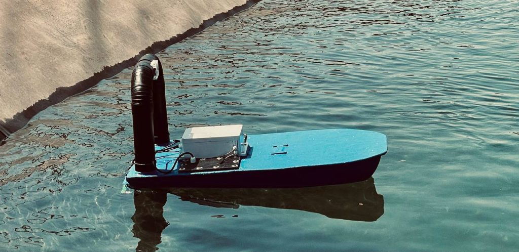 تیم آکوااسترایو پردیس دریا ساحلی بندرعباس در جام ملی آبی یزد