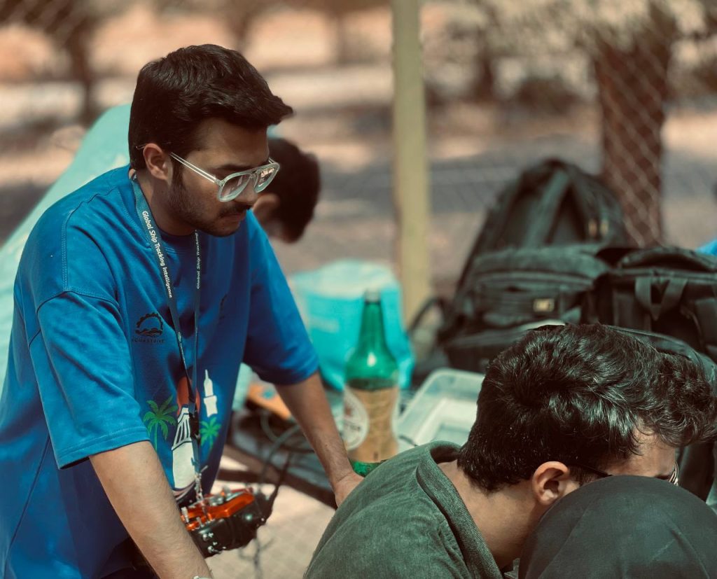 تیم آکوااسترایو پردیس دریا ساحلی بندرعباس در جام ملی آبی یزد