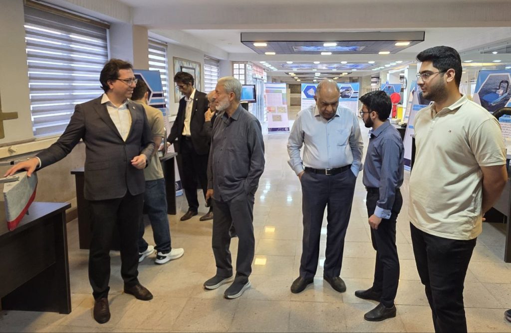 نمایشگاه دستاوردهای پژوهشی و فناورانه پردیس دریاساحلی دانشگاه صنعتی امیرکبیر در بندرعباس