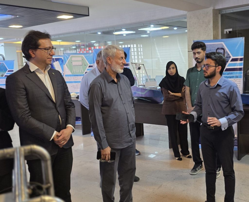 نمایشگاه دستاوردهای پژوهشی و فناورانه پردیس دریاساحلی دانشگاه صنعتی امیرکبیر در بندرعباس