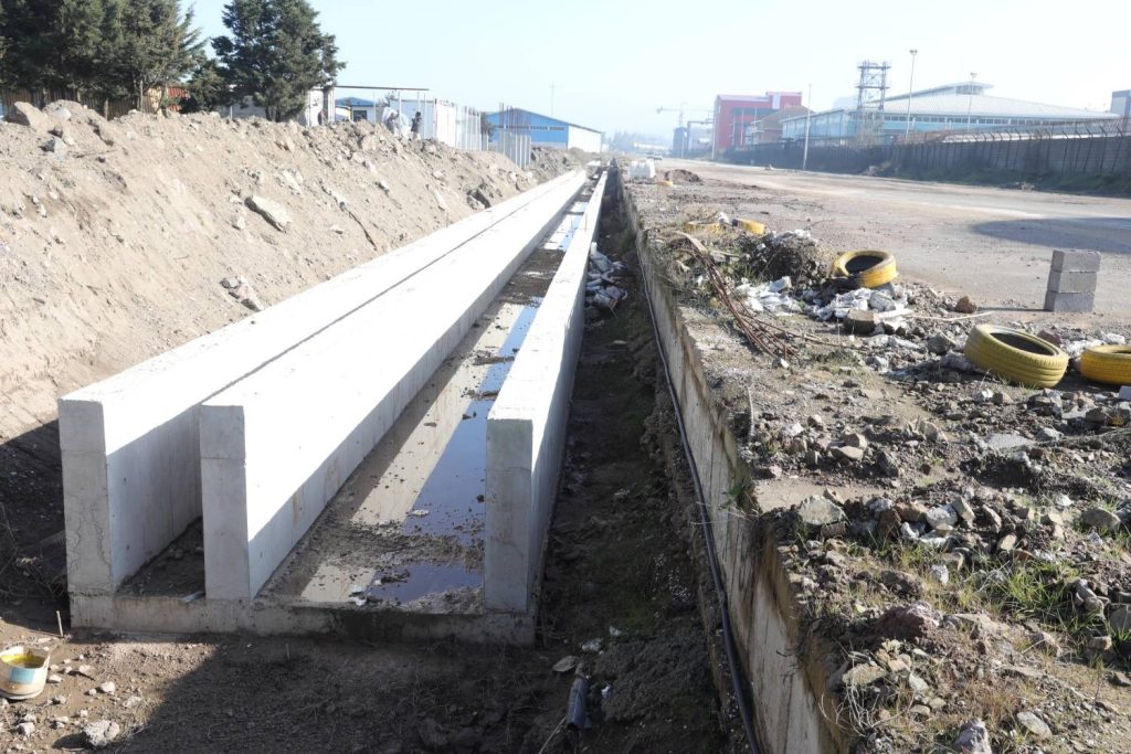 مصطفی طاعتی مقدم رییس هیئت‌مدیره و مدیرعامل سازمان به منظور نظارت میدانی جهت رفع برخی موانع و مشکلات پیش روی پروژه‌های عمرانی در حال اجرا از نزدیک در جریان روند اجرایی این پروژه‌ها قرار گرفت .