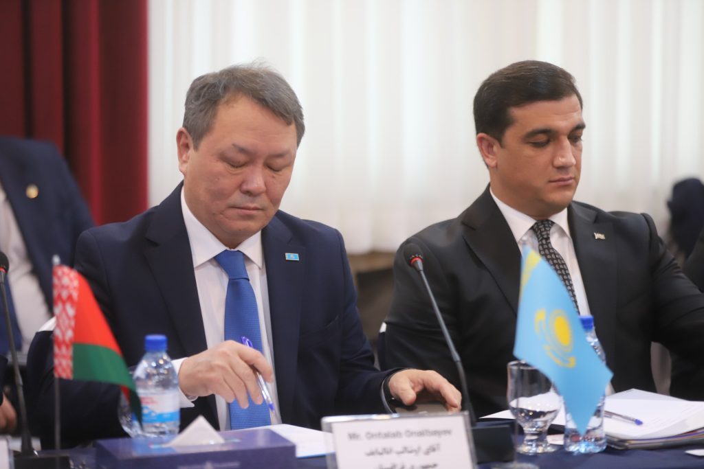 مناطق آزاد؛ محور تقویت زنجیره تأمین منطقه‌ای با كشورهای CIS