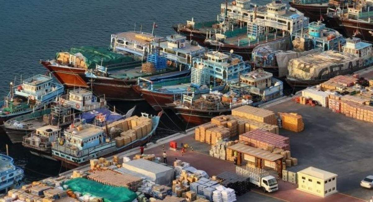 اخذ مجوز به لنج‌های فعال در جنوب برای واردات کالا‌های اساسی