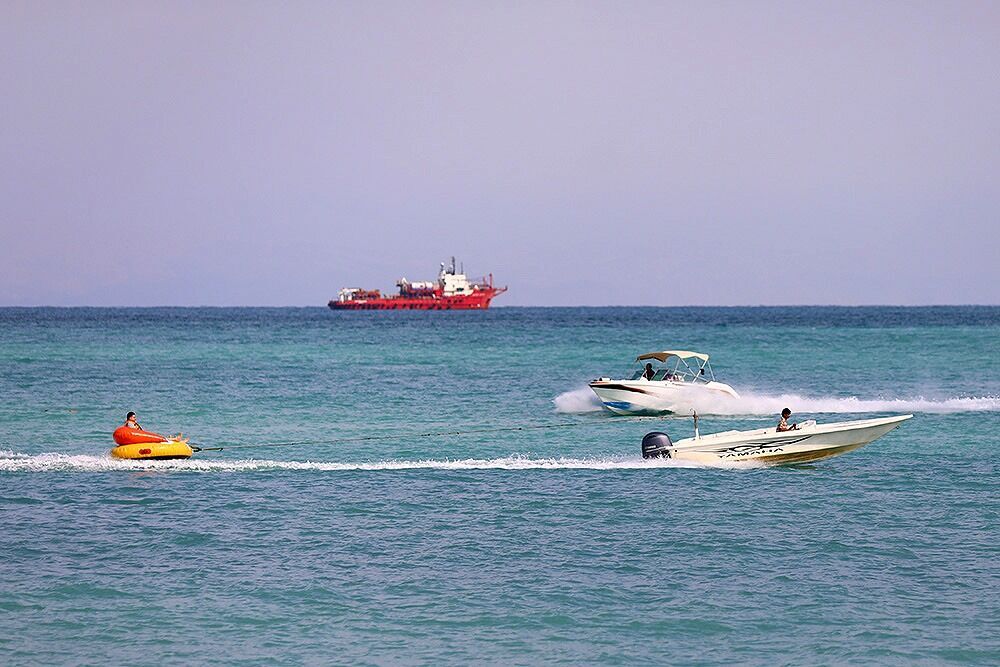 اعلام محدودیت تردد دریایی در بنادر کیش، چارک و آفتاب