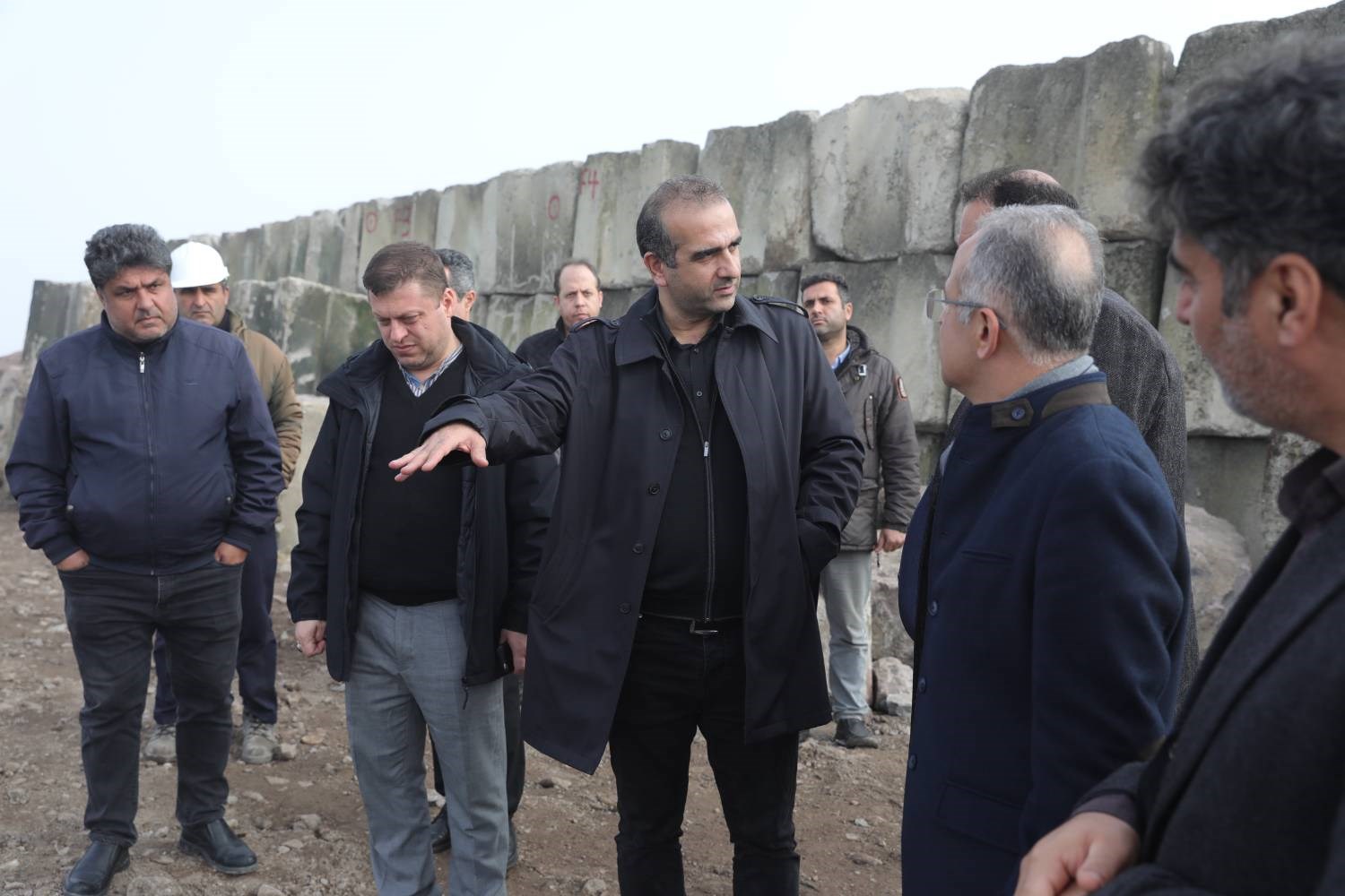 نظارت میدانی مدیرعامل منطقه آزاد انزلی از پروژه‌های عمرانی