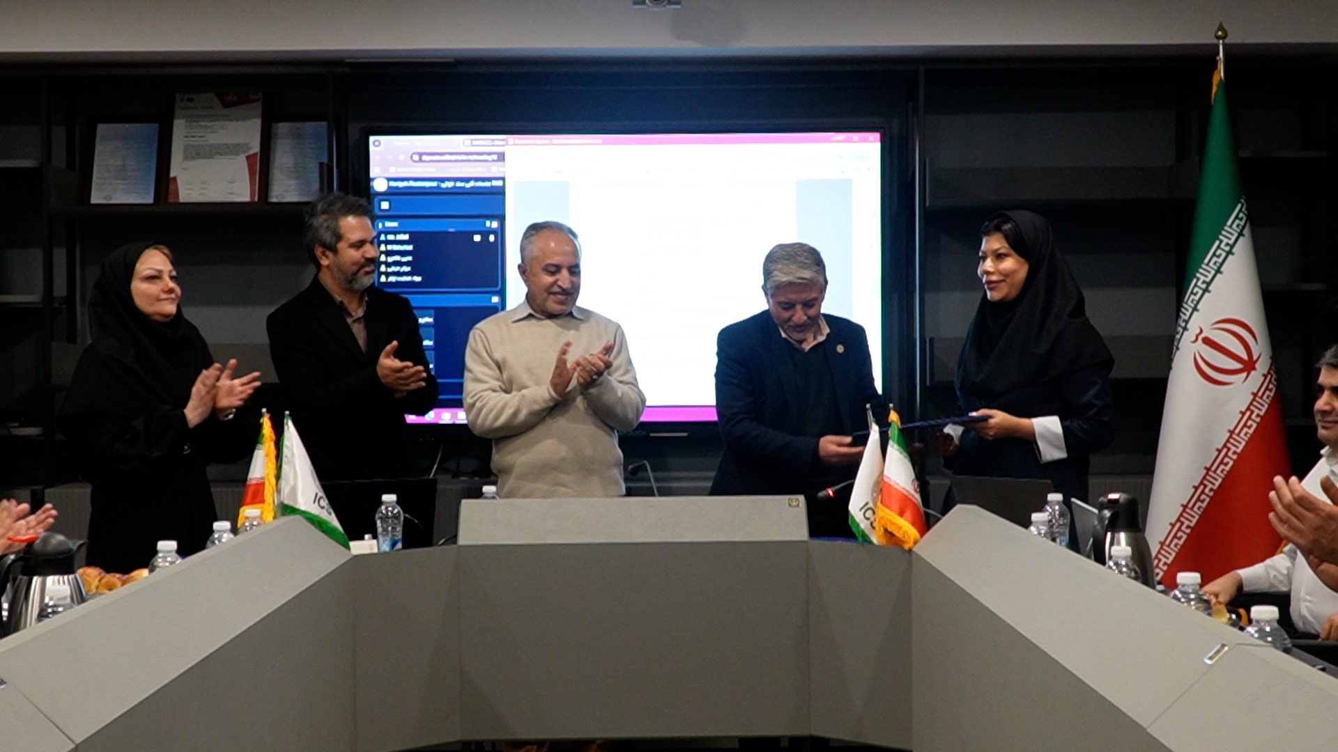 نقش‌آفرینی استراتژیک نخبگان دانشگاهی در دیپلماسی دریایی کشور/ تقدیر از عملکرد درخشان کمیته دانشجویی در اجلاس‌های IMO