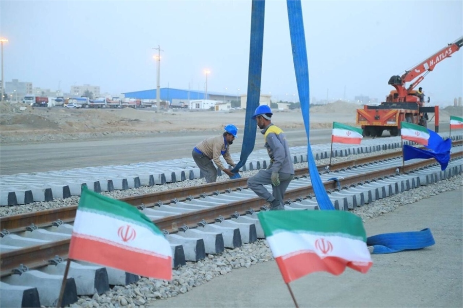 اتصال چابهار به شبکه ریل سراسری نقش ویژه‌ای در توسعه این بندر خواهد داشت