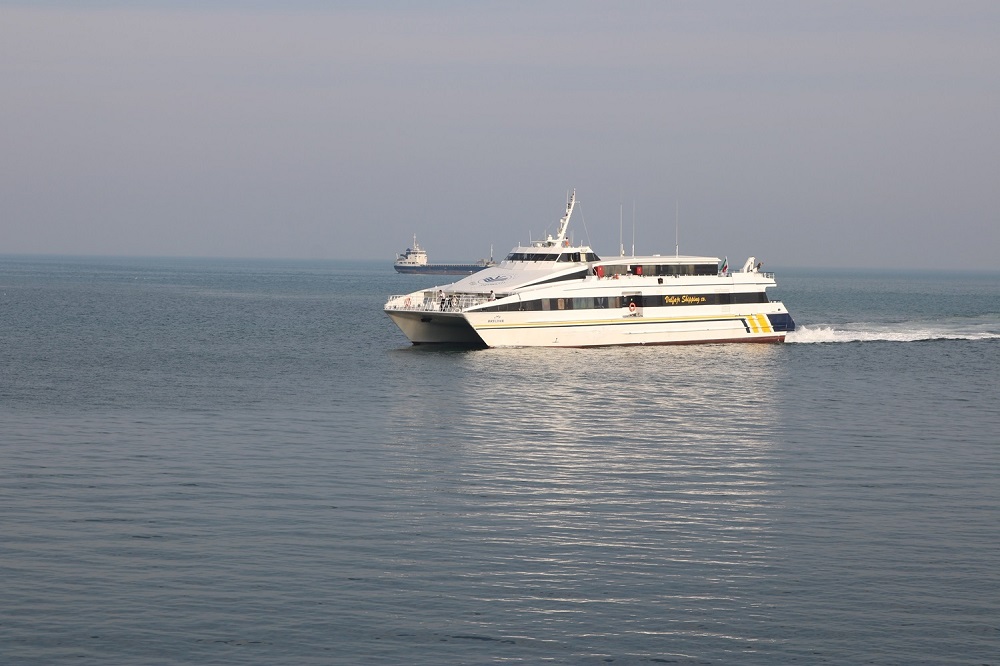 تمدید گواهینامه مدیریت کیفیت کشتیرانی والفجر