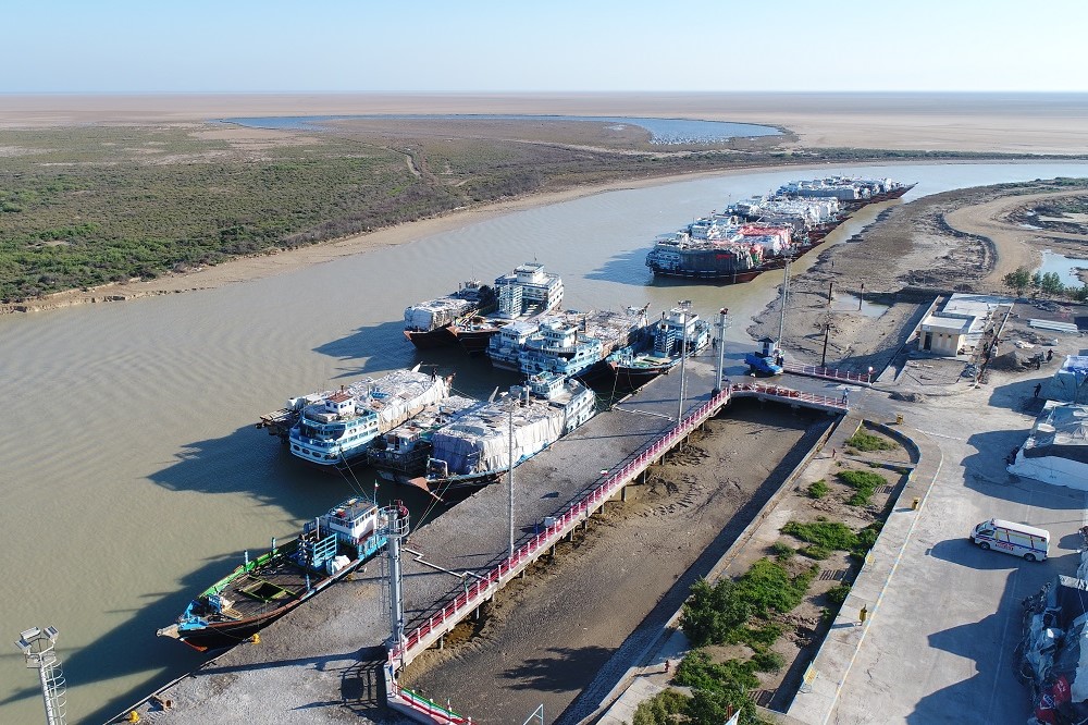 واردات برنج از بنادر شادگان و سجافی